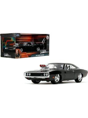 Highly Detailed 1970 Dodge Charger Die-Cast Car – 1:24 Scale Fast & Furious